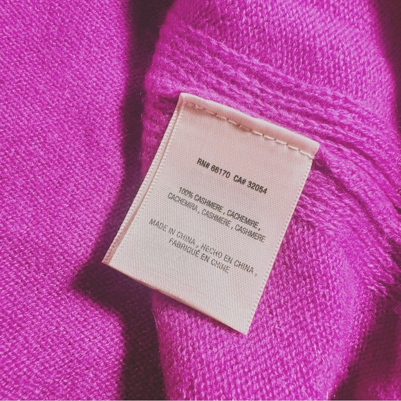 Anthropologie Purple Limited Edition Cashmere Collection Cassini V-Neck Sweater - Picture 10 of 16